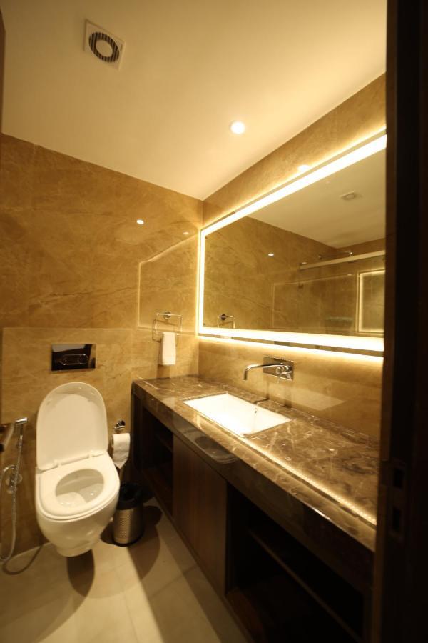 Hotel The Vilana A Unit Of Jg Developers רישיקש מראה חיצוני תמונה