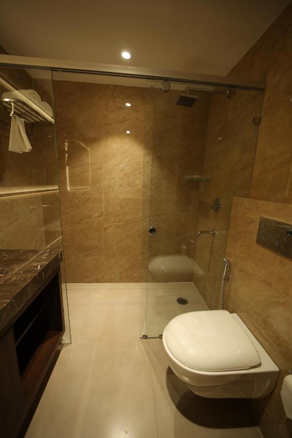 Hotel The Vilana A Unit Of Jg Developers רישיקש מראה חיצוני תמונה