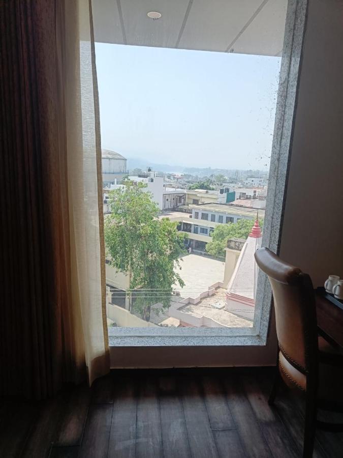 Hotel The Vilana A Unit Of Jg Developers רישיקש מראה חיצוני תמונה