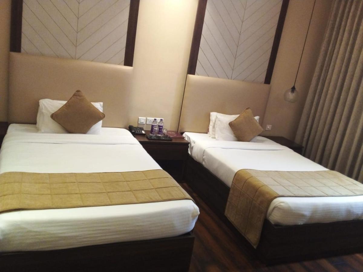Hotel The Vilana A Unit Of Jg Developers רישיקש מראה חיצוני תמונה